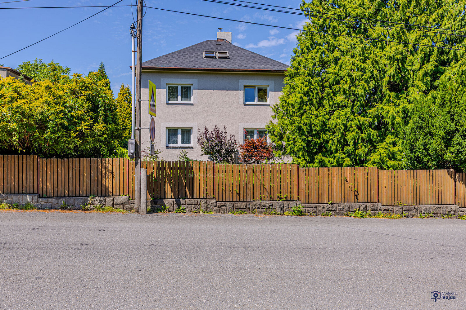 Prodej domu 200 m² s pozemkem 650 m² – fotografie 2