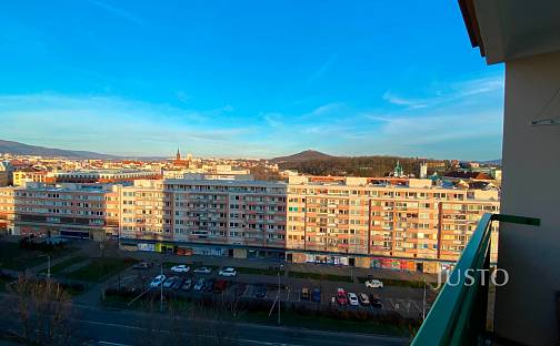 Pronájem bytu 2+1 50 m², Alejní, Teplice