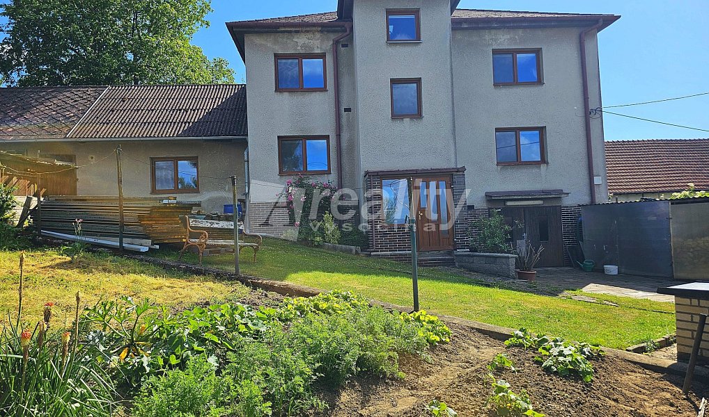 Prodej domu 282 m² s pozemkem 725 m², Kamenice – náhled fotky 33