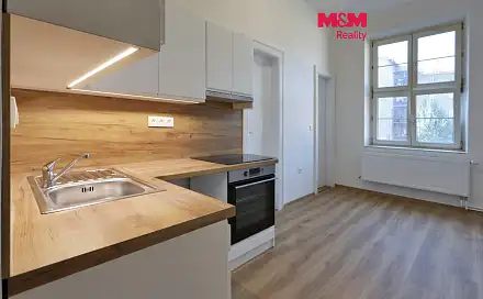 Pronájem bytu 4+1 105 m²