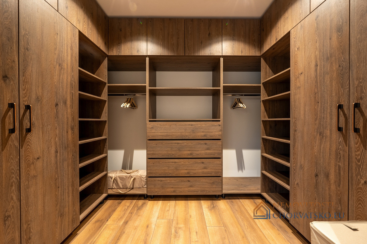 Prodej domu 152 m² s pozemkem 716 m² - Fler