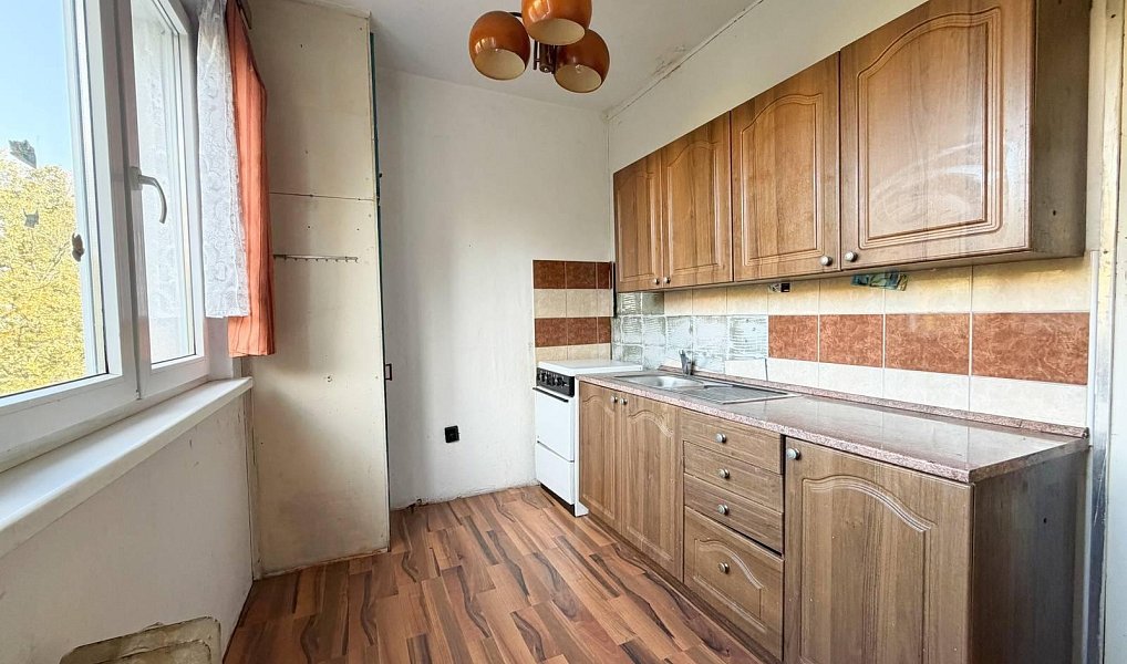 Prodej bytu 3+1 71 m², Chomutov – náhled fotky 2