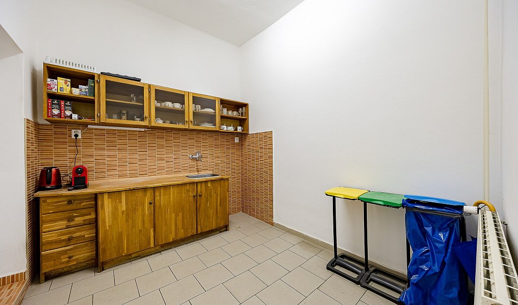 Pronájem kanceláře 648 m², Veselí nad Moravou – náhled fotky 10