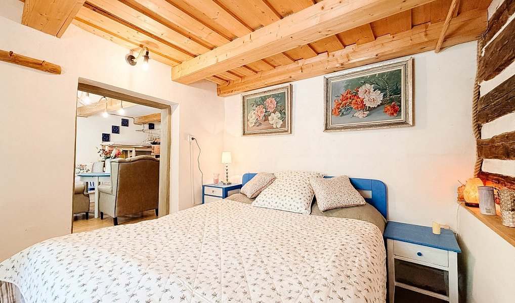 Prodej domu 117 m² s pozemkem 1 375 m², Karle – náhled fotky 27