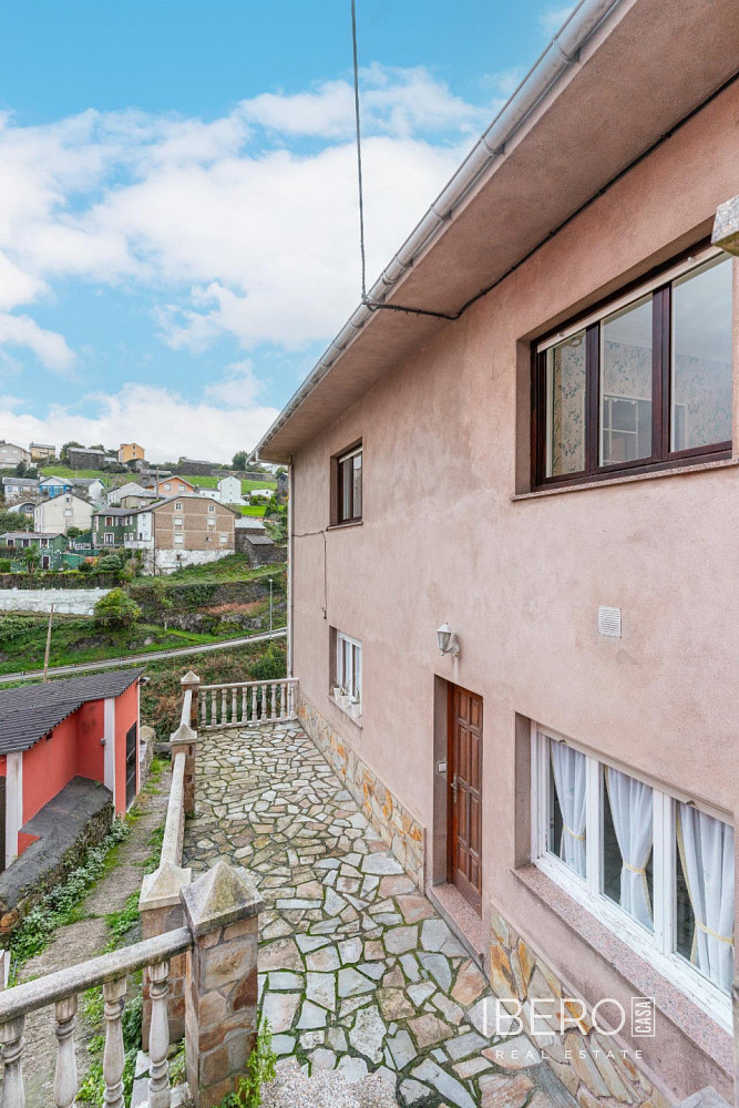 Prodej domu 336 m² s pozemkem 336 m²