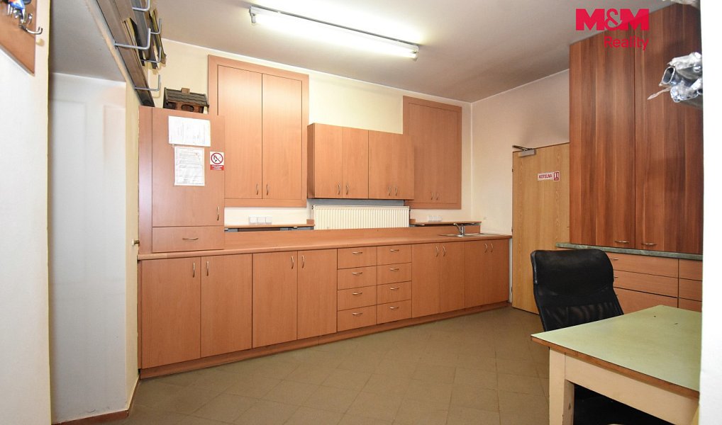 Prodej domu 180 m² s pozemkem 1 217 m², Spálov – náhled fotky 27