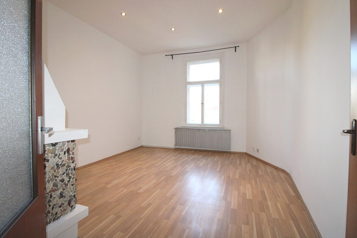 Pronájem bytu 2+kk 47 m² — photo 2