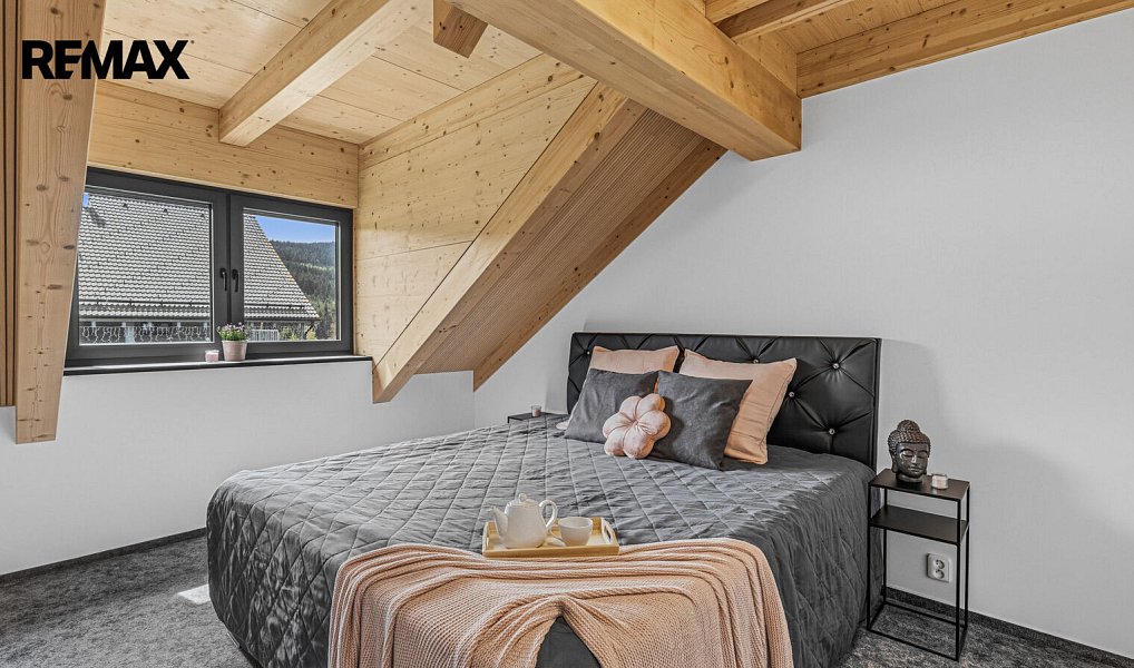 Prodej domu 486 m² s pozemkem 1 876 m², Loučná pod Klínovcem – náhled fotky 14