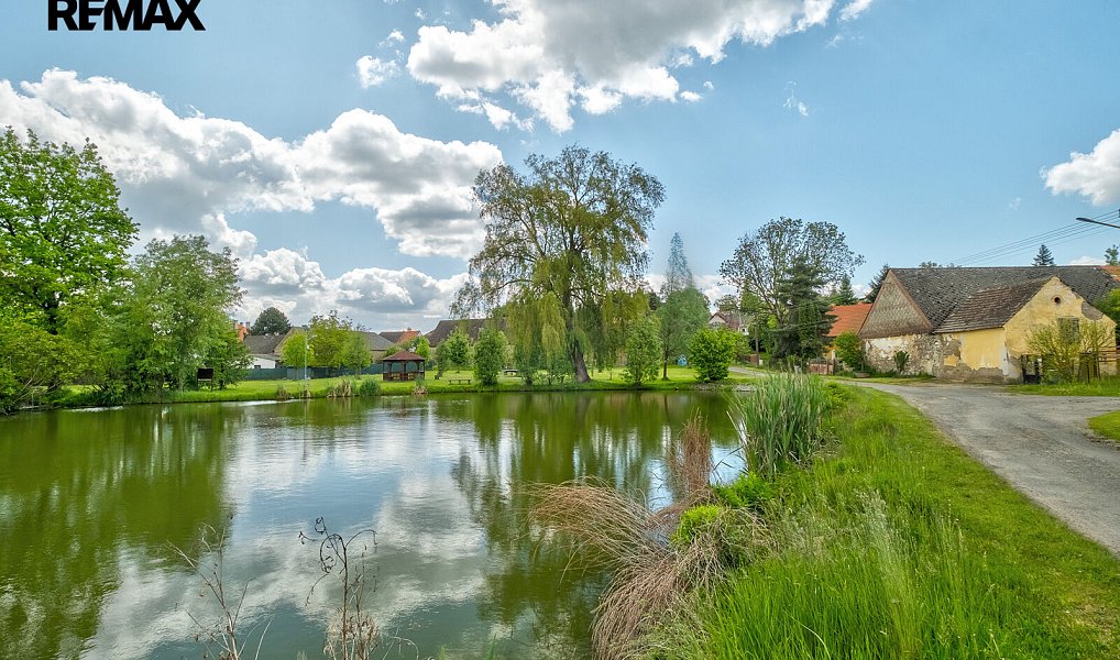 Prodej domu 200 m² s pozemkem 1 223 m², Kozárovice – náhled fotky 21