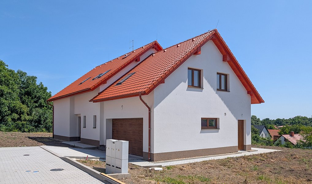Prodej domu 246 m² s pozemkem 883 m², Peruc – náhled fotky 6