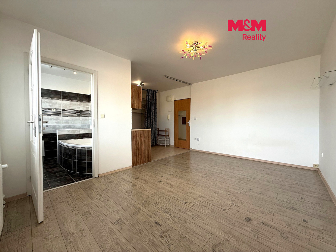 Pronájem bytu 1+kk 28 m²