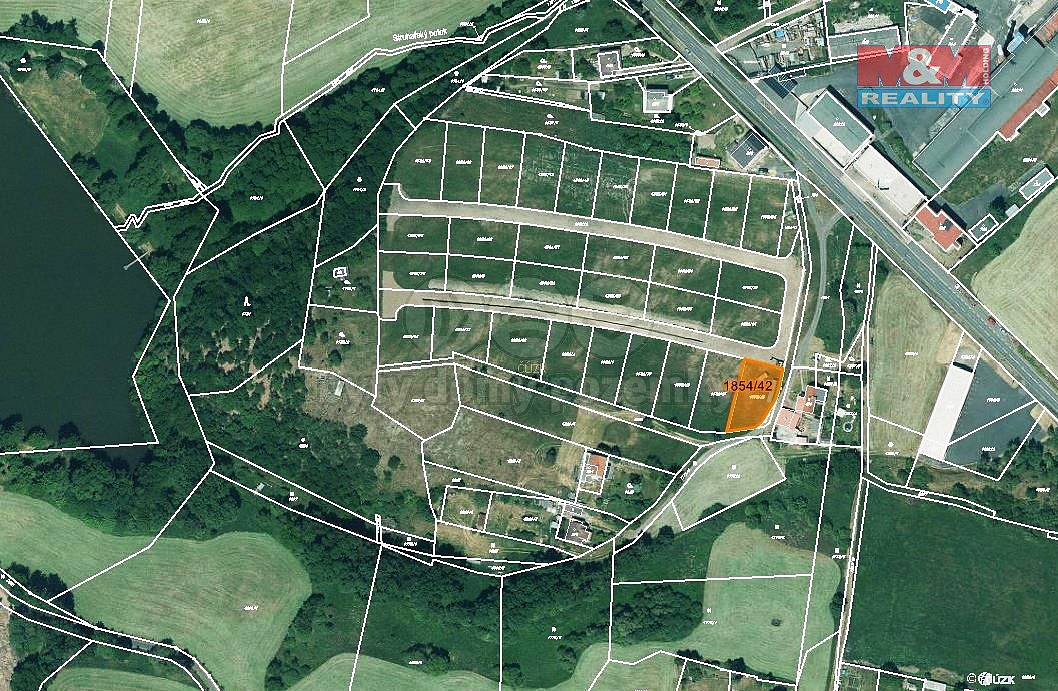 Prodej stavebního pozemku 703 m²