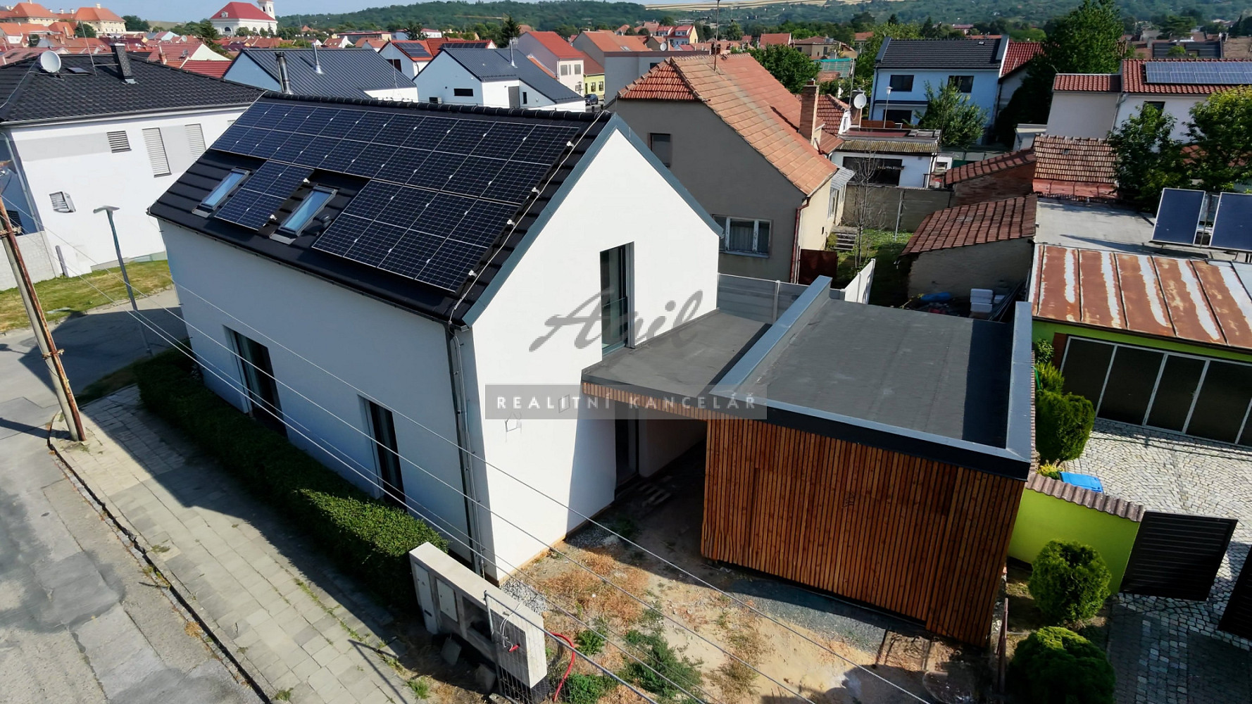 Prodej domu 319 m² s pozemkem 319 m²