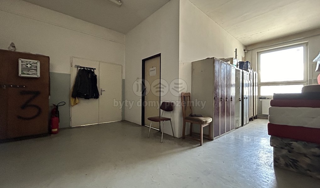 Pronájem skladovacích prostor 260 m², Jirkov – náhled fotky 2