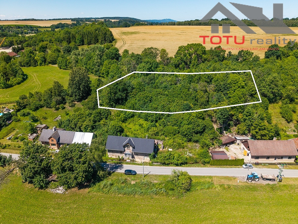 Prodej pozemku 2 915 m²