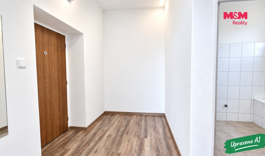 Prodej bytu 1+1 50 m², Obrnice – náhled fotky 3