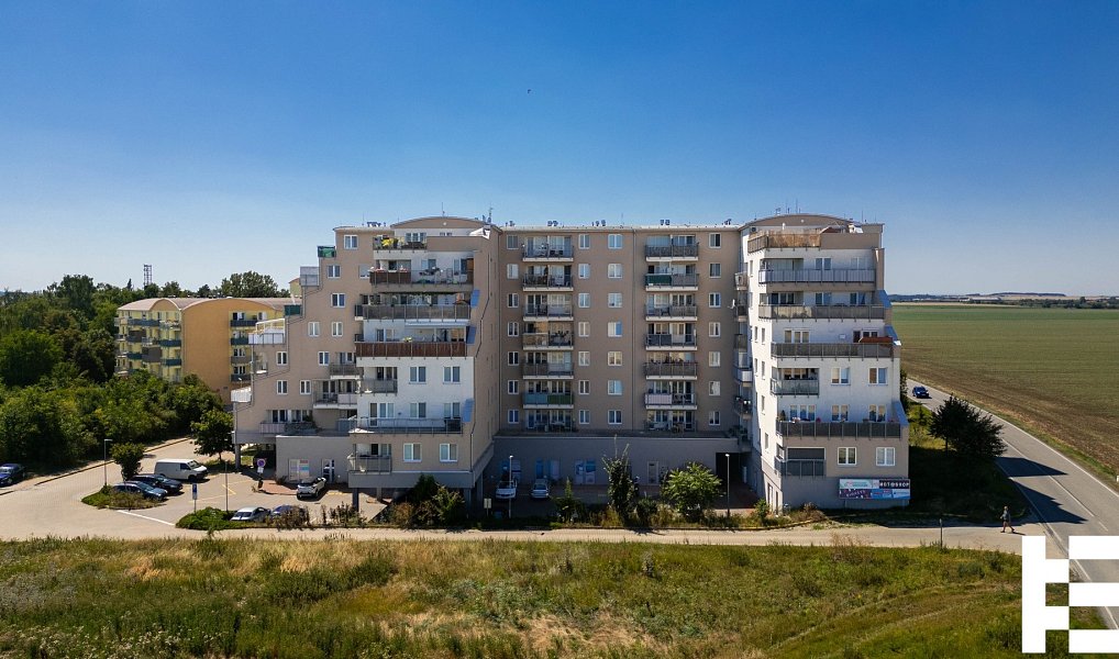 Prodej bytu 4+kk 81 m², Klecany – náhled fotky 11