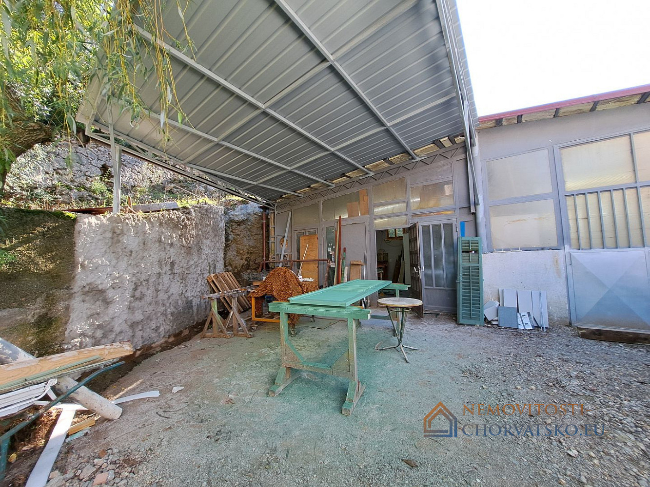 Prodej domu 350 m² s pozemkem 350 m² - Vista 2