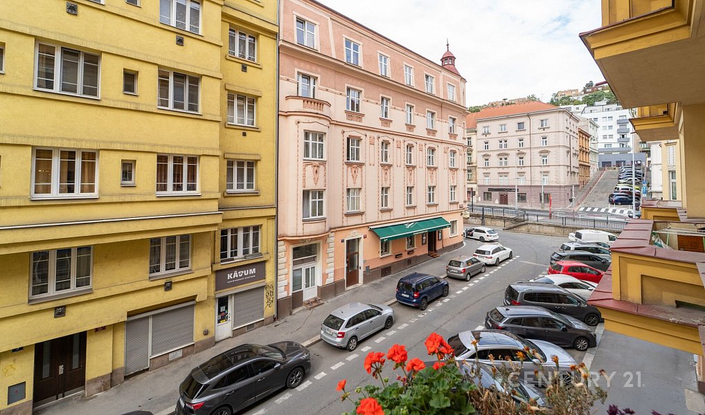Prodej bytu 3+1 93 m², Praha – náhled fotky 20