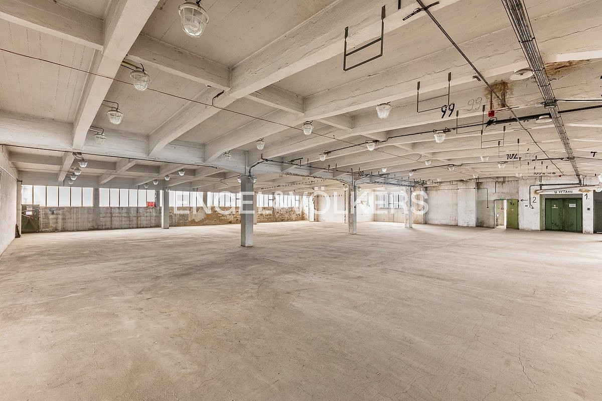 Pronájem skladovacích prostor 24 288 m² – fotografie 3