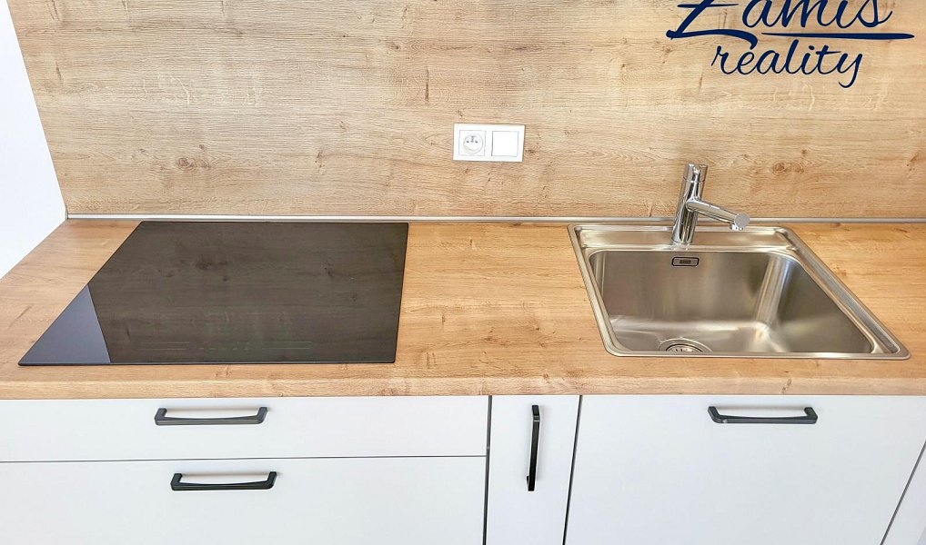 Pronájem bytu 2+kk 50 m², Kladno – náhled fotky 10