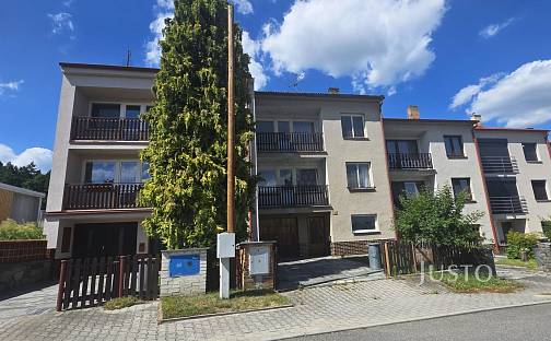 Prodej domu 183 m² s pozemkem 400 m², Na Ryšavce, Písek - Hradiště