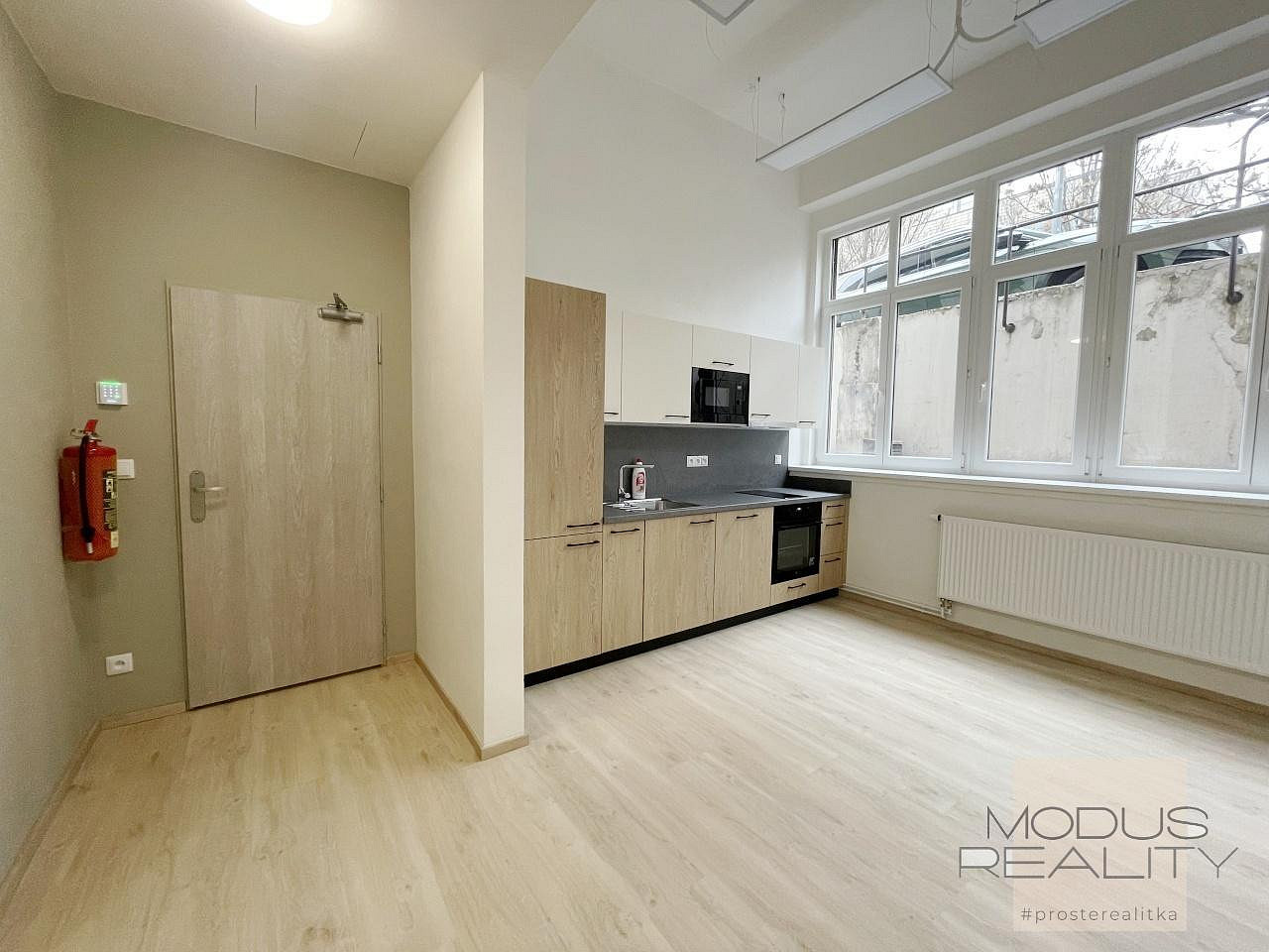 Pronájem kanceláře 32 m² - View 2