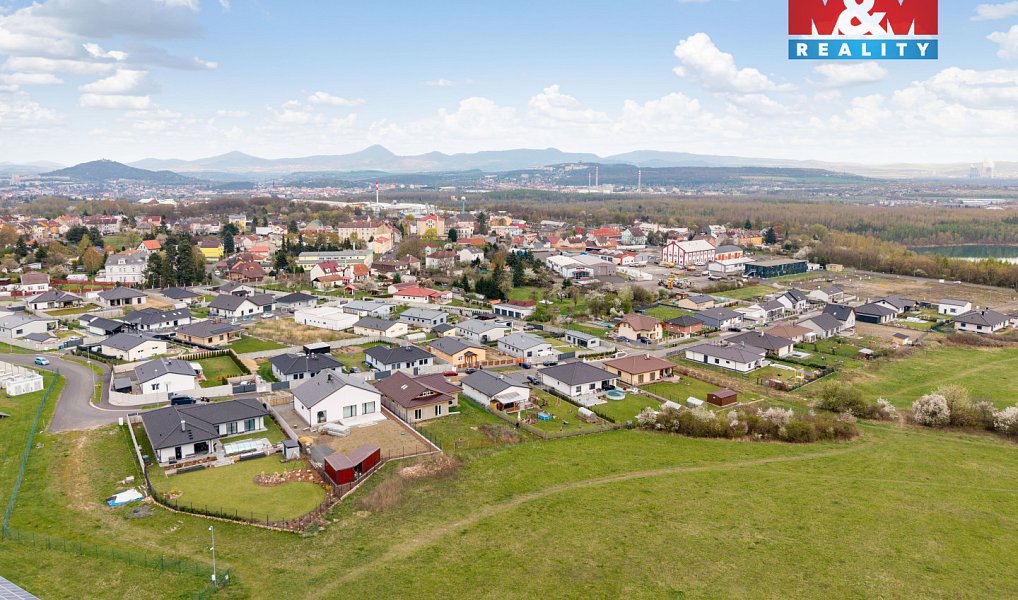 Prodej domu 235 m² s pozemkem 932 m², Dubí – náhled fotky 11