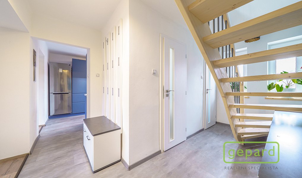 Prodej bytu 3+1 100 m², Karlovy Vary – náhled fotky 13