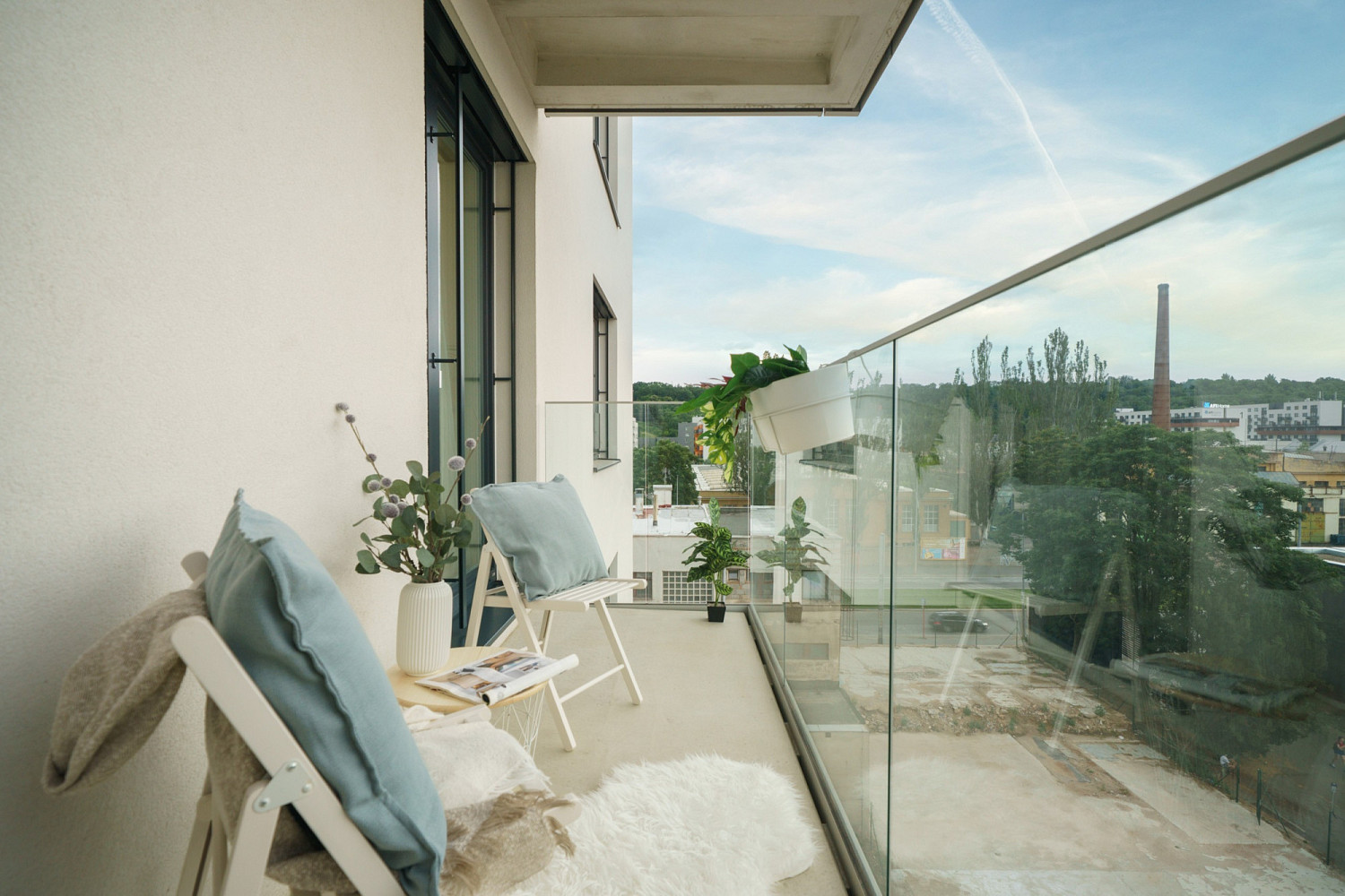 Pronájem bytu 2+kk 49 m² – fotografie 2
