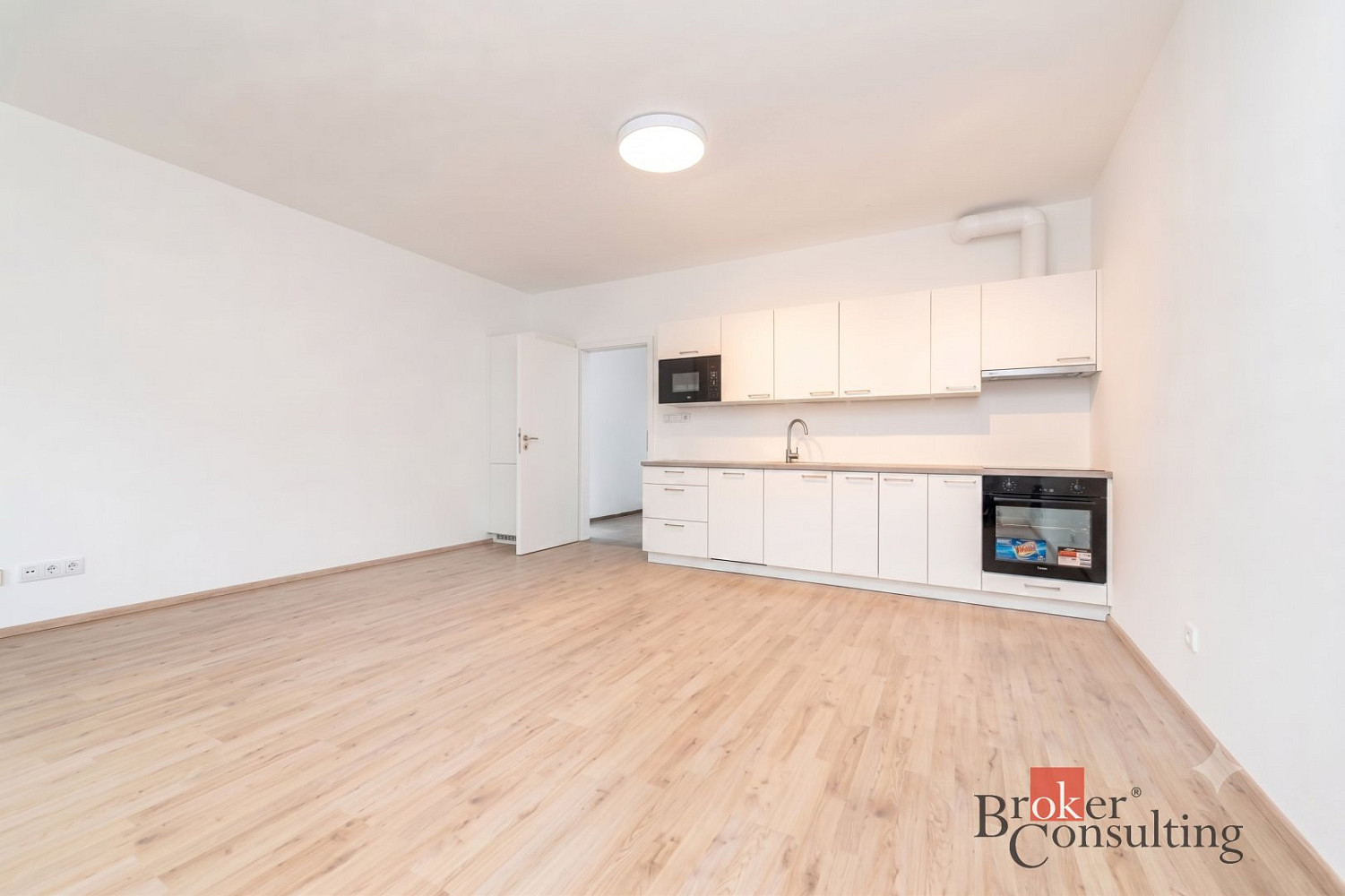 Prodej bytu 1+kk 37 m² — photo 4