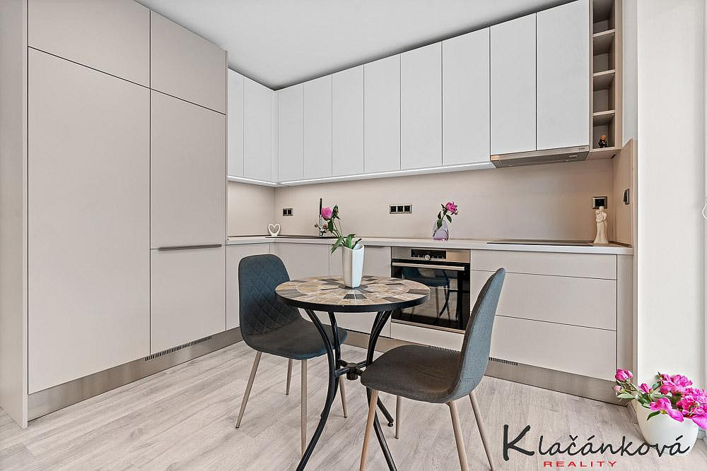 Prodej bytu 1+kk 32 m²