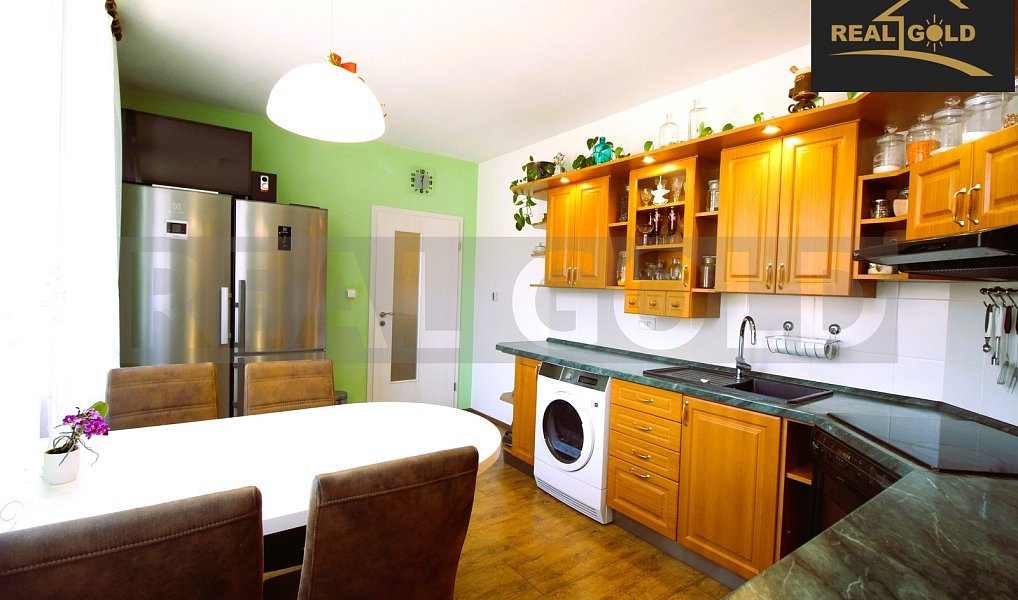 Prodej domu 200 m² s pozemkem 900 m², Jaroměřice nad Rokytnou – náhled fotky 15
