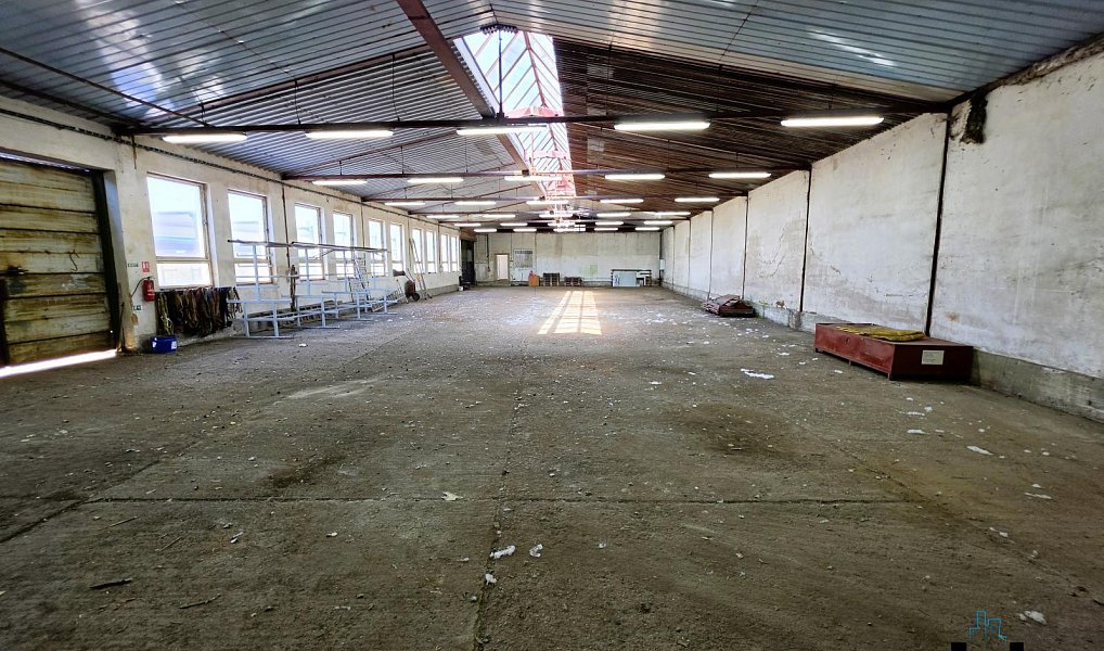 Prodej výrobních prostor 1 965 m², Bílina – náhled fotky 18