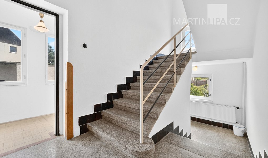 Prodej domu 274 m² s pozemkem 1 290 m², Senomaty – náhled fotky 17