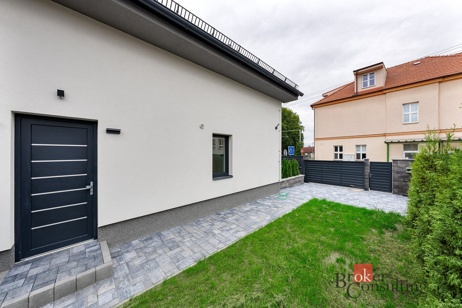 Prodej bytu 5+kk 110 m² — photo 2
