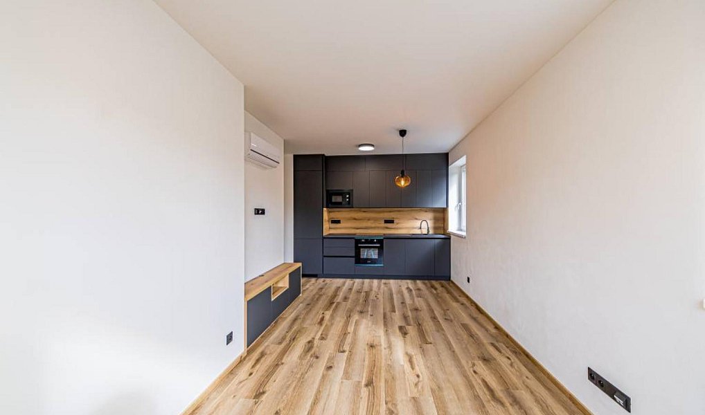 Pronájem kanceláře 86 m², Jindřichův Hradec – náhled fotky 24