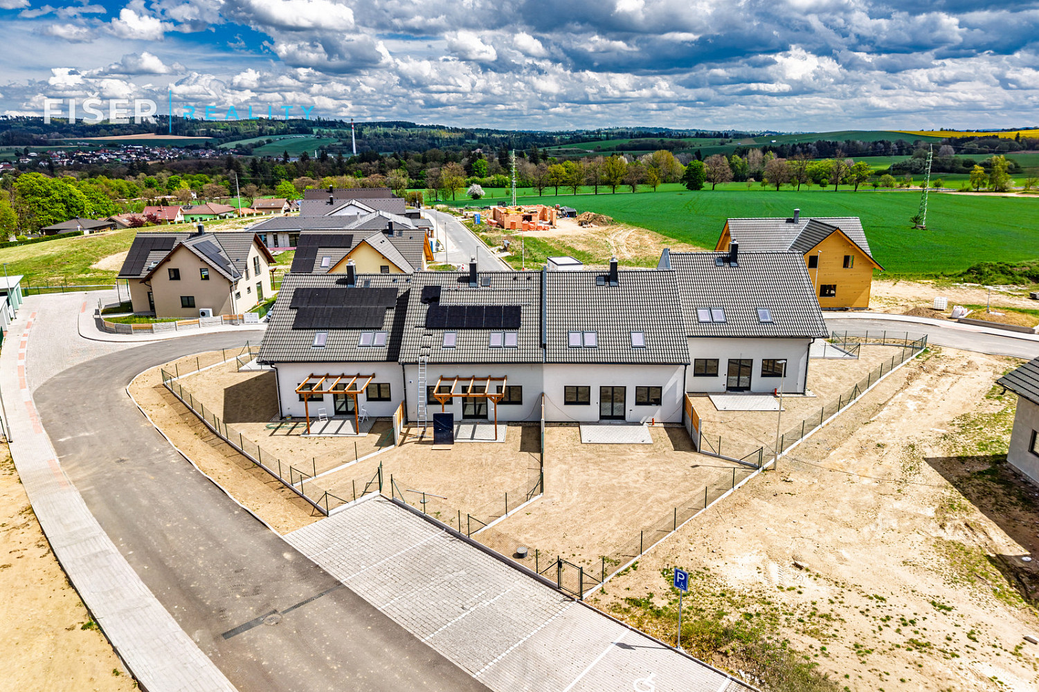 Prodej domu 151 m² s pozemkem 271 m² — photo 2