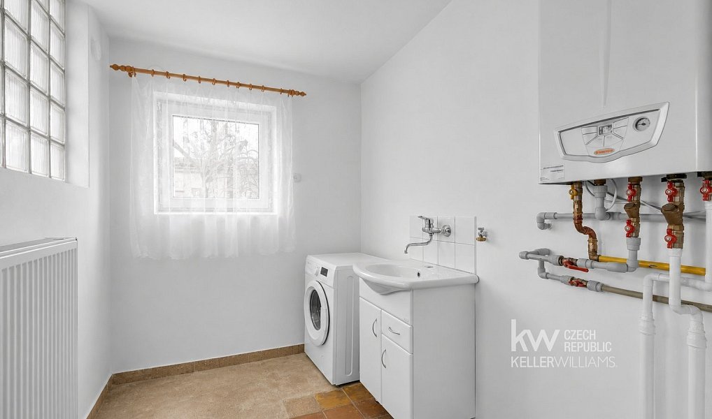 Prodej domu 160 m² s pozemkem 345 m², Nový Bydžov – náhled fotky 18