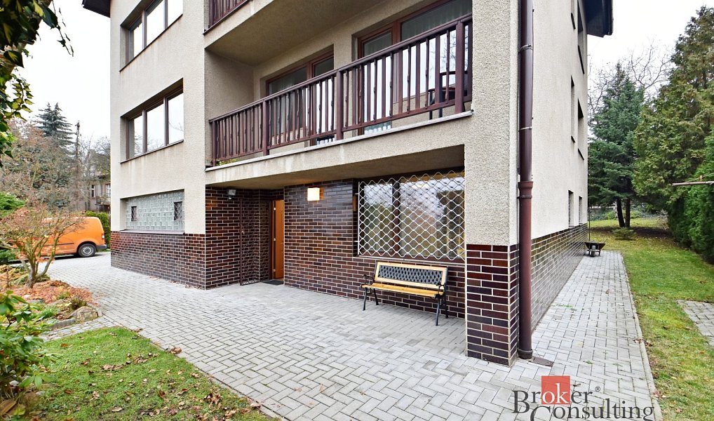 Pronájem bytu 1+kk 25 m², Praha – náhled fotky 12
