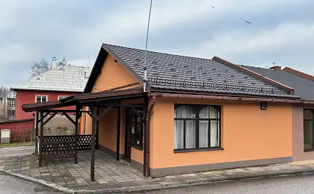 Prodej obchodních prostor 80 m², Achátová, Nová Paka, okres Jičín