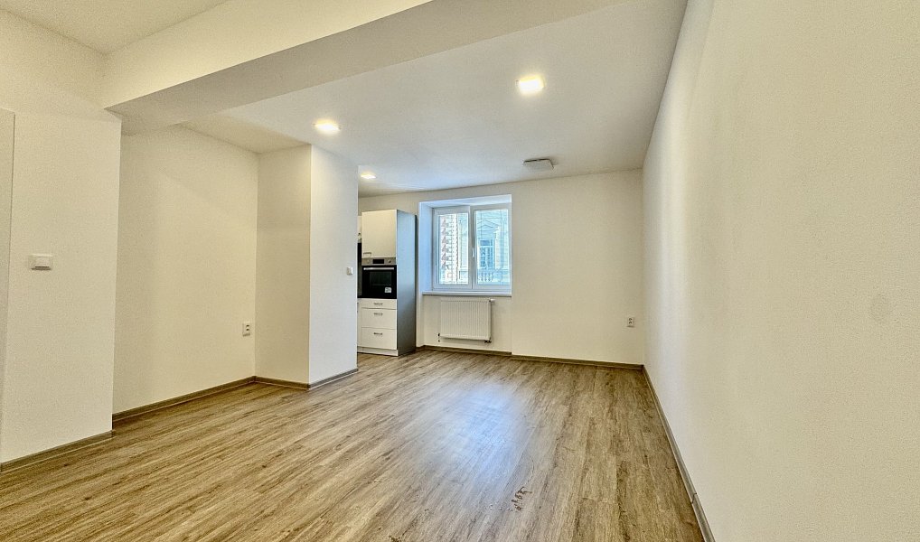 Pronájem bytu 3+kk 70 m², Svitavy – náhled fotky 2