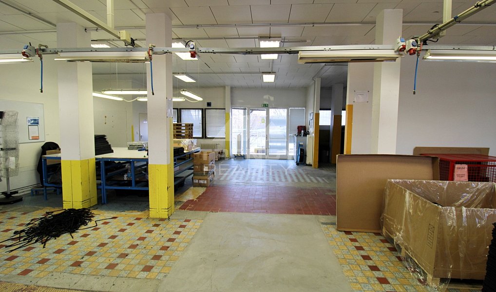 Prodej výrobních prostor 1 150 m², Břasy – náhled fotky 7