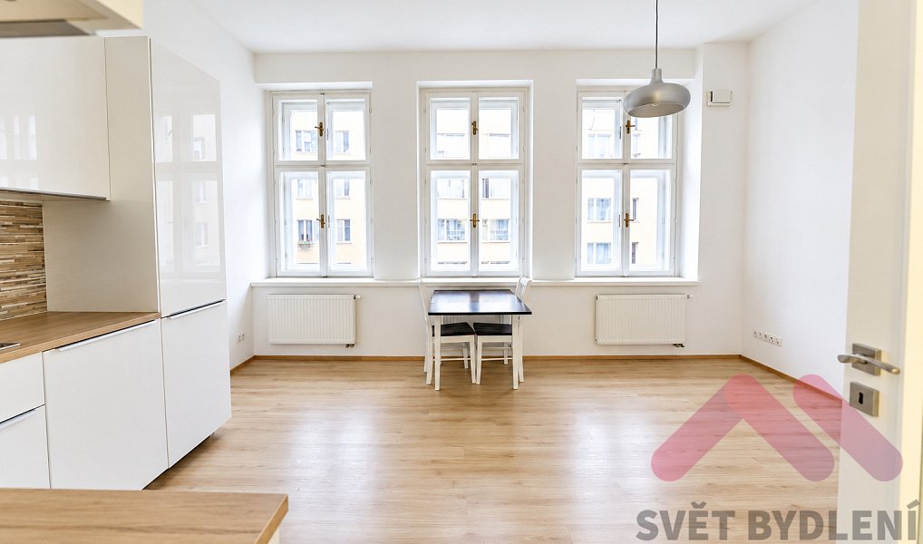 Pronájem bytu 2+kk 45 m², Praha – náhled fotky 3