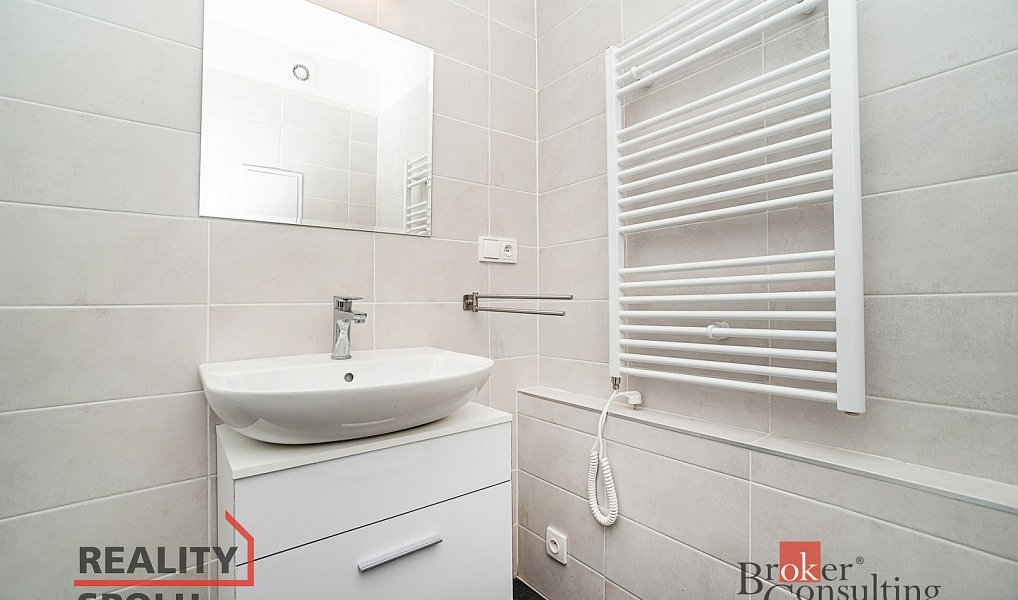 Pronájem bytu 2+1 47 m², Praha – náhled fotky 9