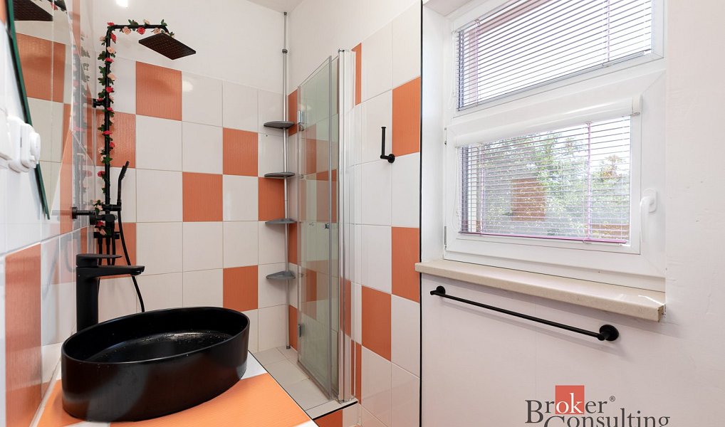 Prodej domu 118 m² s pozemkem 1 221 m², Orlová – náhled fotky 15