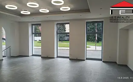 Pronájem obchodních prostor 102 m², Olomoucká, Opava - Předměstí