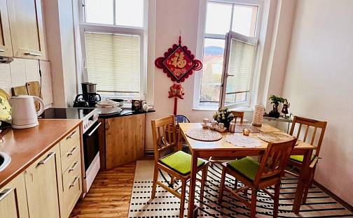 Prodej domu 760 m² s pozemkem 357 m², Školní, Košťany, okres Teplice