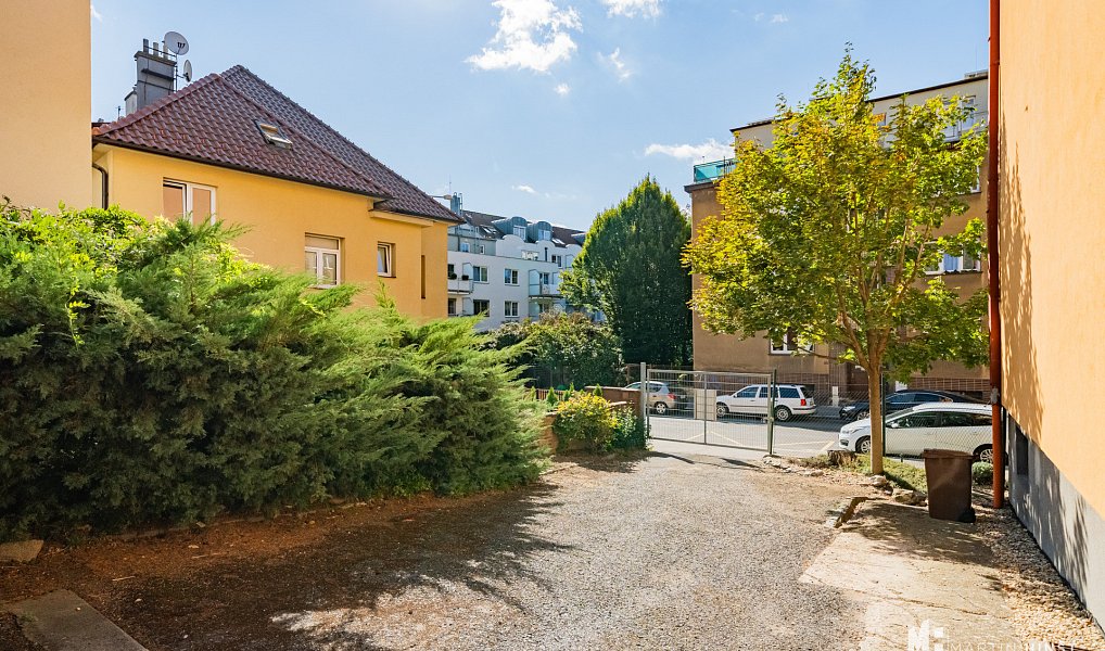 Prodej bytu 2+1 53 m², Praha – náhled fotky 37