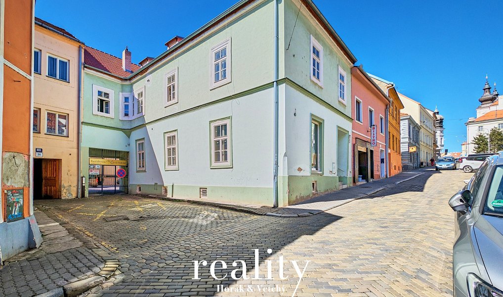 Prodej domu 429 m² s pozemkem 159 m², Znojmo – náhled fotky 2